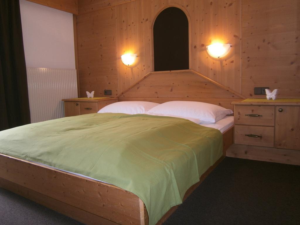 Haus Wiesenheim Fw Oetztal Längenfeld Exterior foto